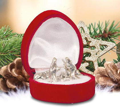 Picture of Pewter nativity in heart shaped box